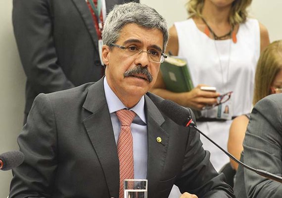 Relator diz que quis evitar Conselho de Ética paralelo ao excluir deputados