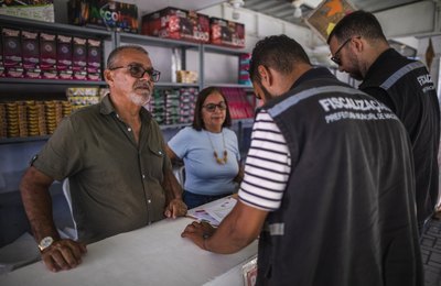 Segurança Cidadã fiscaliza barracas de venda de fogos para o São João e Copa do Mundo