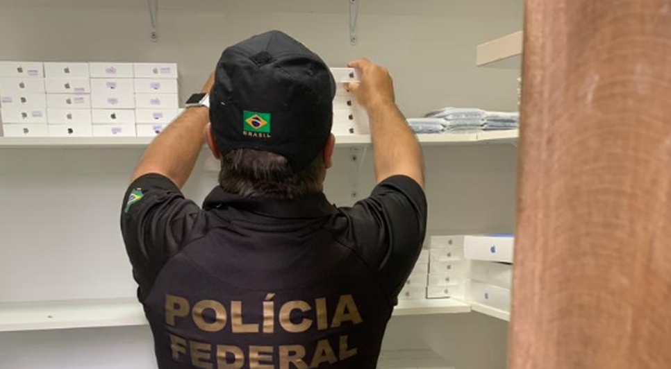 Polícia Federal cumpre mandados contra grupo suspeito de importar eletrônicos ilegalmente e movimentar mais de R$ 430 milhões em Sergipe