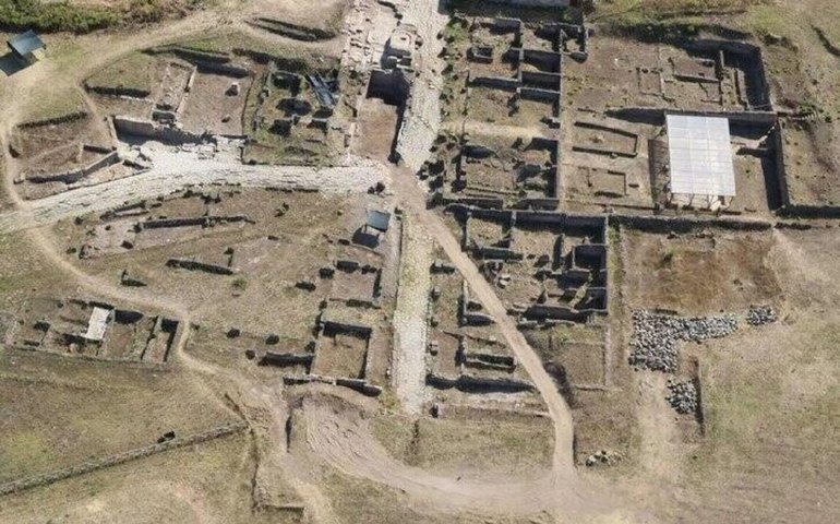 Desenterrado na Itália trecho de muralha construída por povo pré-italiano