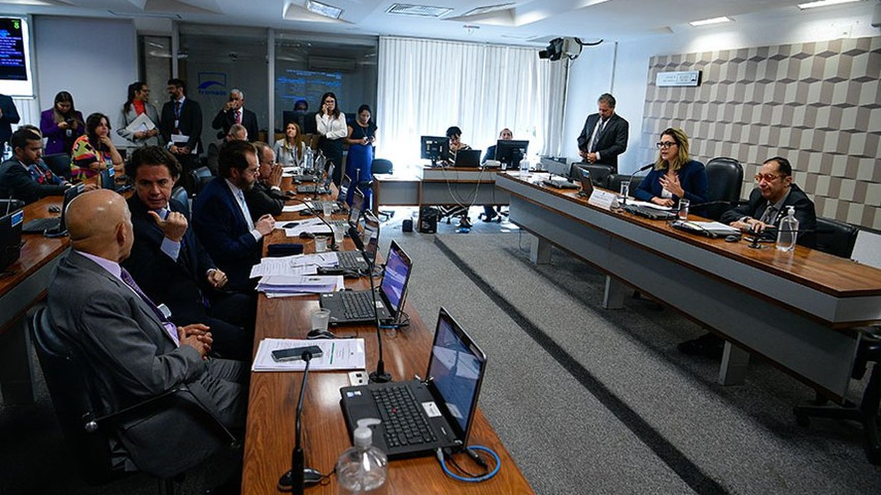 CMA debate projeto que regula mercado de carbono