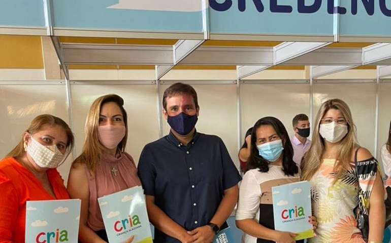 Vice-prefeito e primeira-dama de Major participam do lançamento do Cartão Cria
