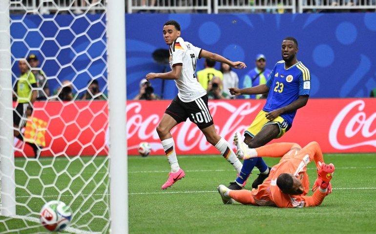 Alemanha repete 7 a 1 sobre Curaçao, que marca seu primeiro gol em Copas