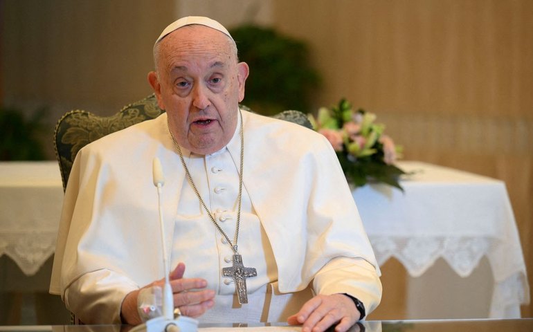 Manifestações contra guerras marcaram papado de Francisco