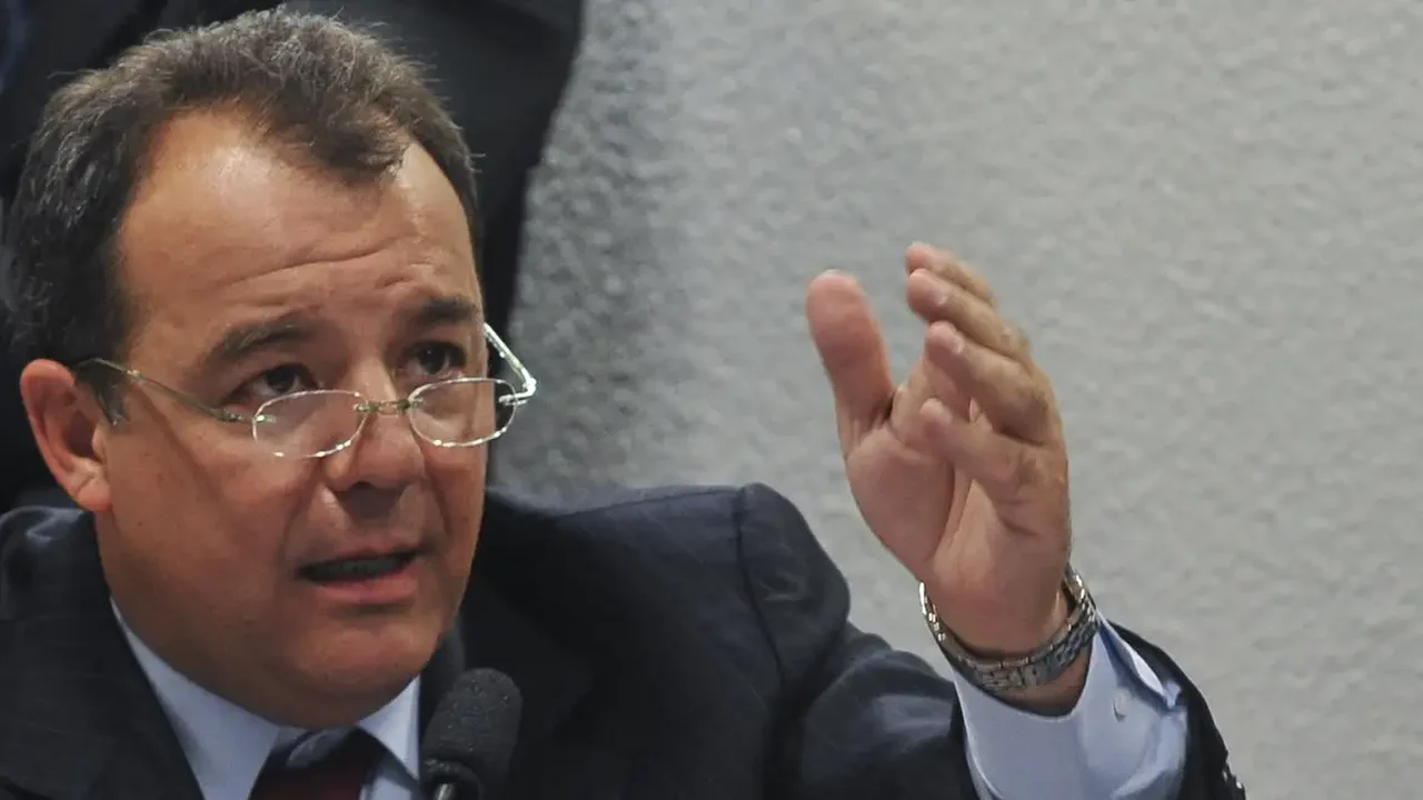 Sérgio Cabral é condenado a pagar R$ 1 milhão por regalias na prisão