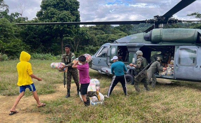 Ajuda humanitária do Exercito aos Yanomami
