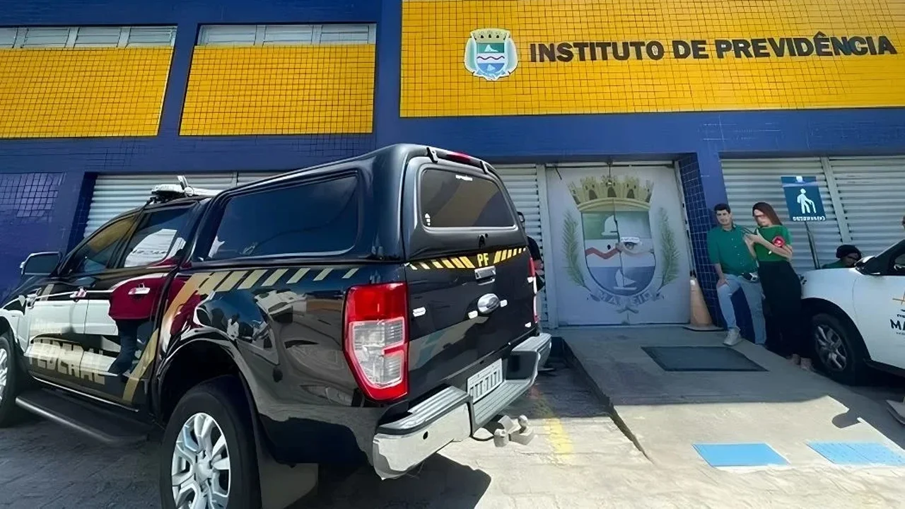 PF mira o “gatekeeper” técnico do Iprev para saber quem validou os R$ 97 milhões antes de chegarem à presidência