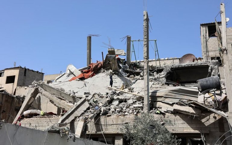 Após ataque em Rafah, cresce pressão para que Israel cumpra ordem da CIJ; Netanyahu diz que foi 'erro trágico'