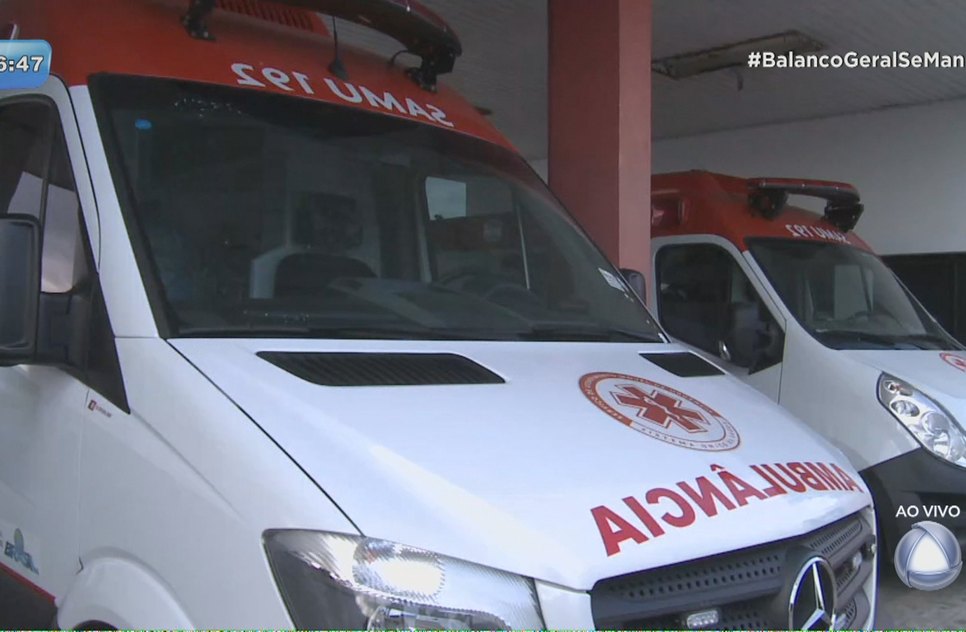 Condutores do Samu param 15 ambulâncias em protesto 