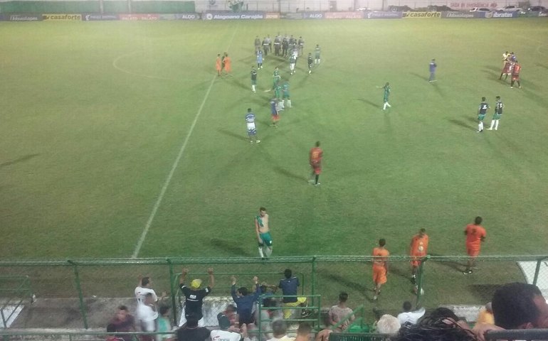 Coruripe perde para o Santa Rita e pode se complicar no Alagoano