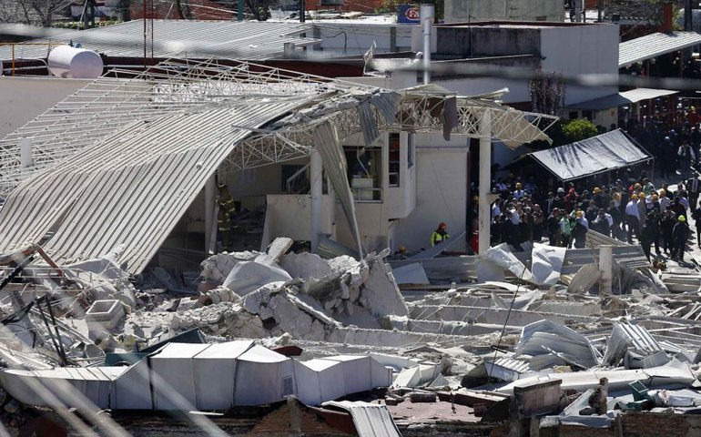 Explosão de gás mata adultos e bebês em maternidade na Cidade do México