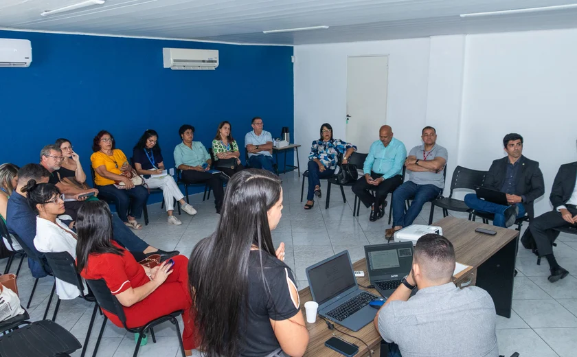 Seprev apresenta serviços da Rede Acolhe ao Conselho Estadual de Políticas sobre Drogas