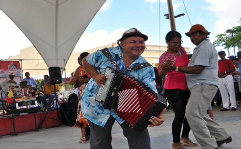 Gratuito, Dom na Caixa leva forró ao público, hoje, em Arapiraca