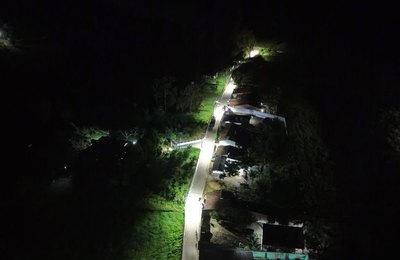 Prefeitura de Branquinha entrega benefícios para moradores da Vila do Rei e fardamentos para servidores da infraestrutura
