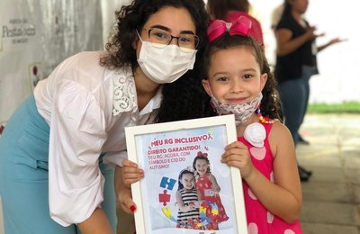 Teca Nelma realiza ação para emissão de identidade com CID do autismo