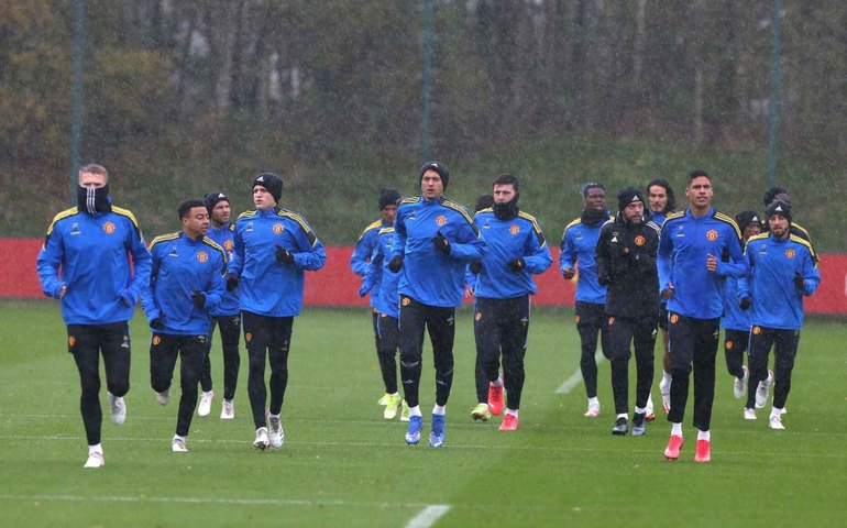 Manchester United e Arsenal entram em grupos fáceis em sorteio da Liga Europa