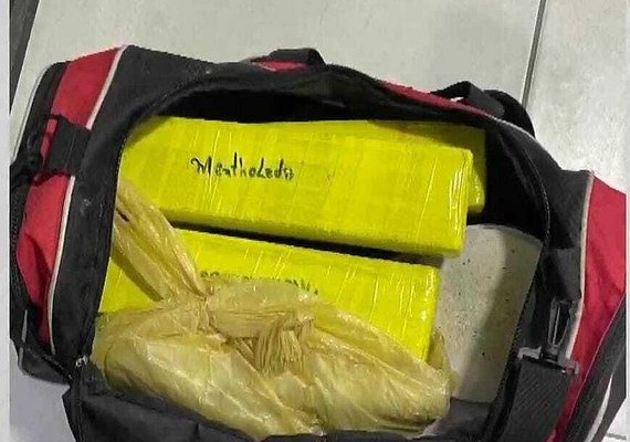 Polícia Militar apreende mais de 40 kg de drogas em casa abandonada no Bebedouro