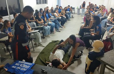 Samu capacita estudantes de Medicina e Enfermagem para atuar no Projeto Samu nas Escolas