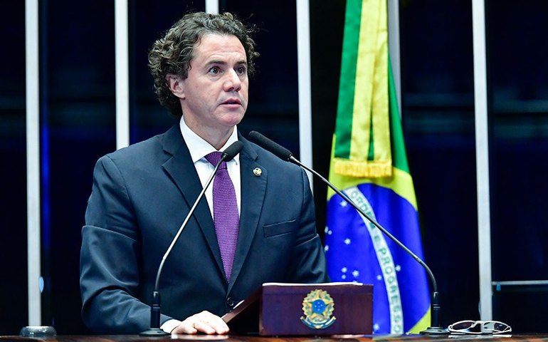 Veneziano: recursos para pagar piso de enfermeiros são insuficientes