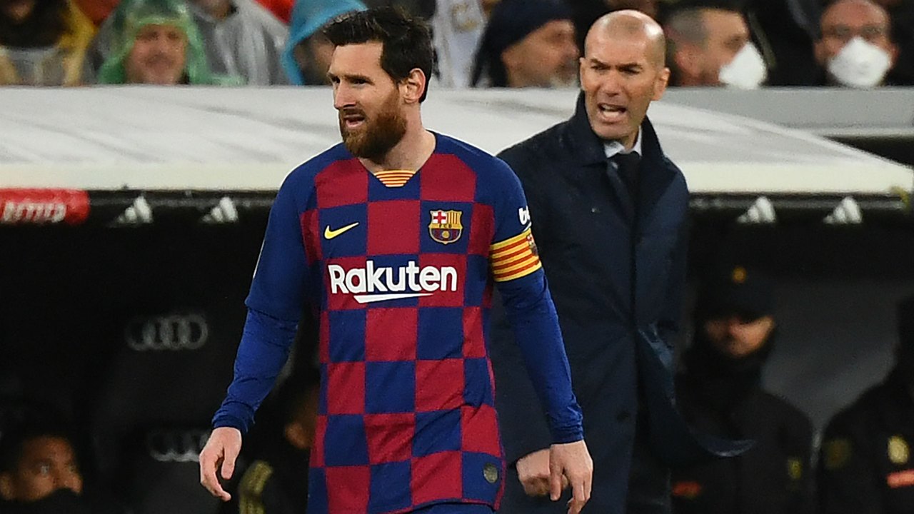 Messi não marca, mas Barcelona goleia o Villarreal e ainda sonha com o título