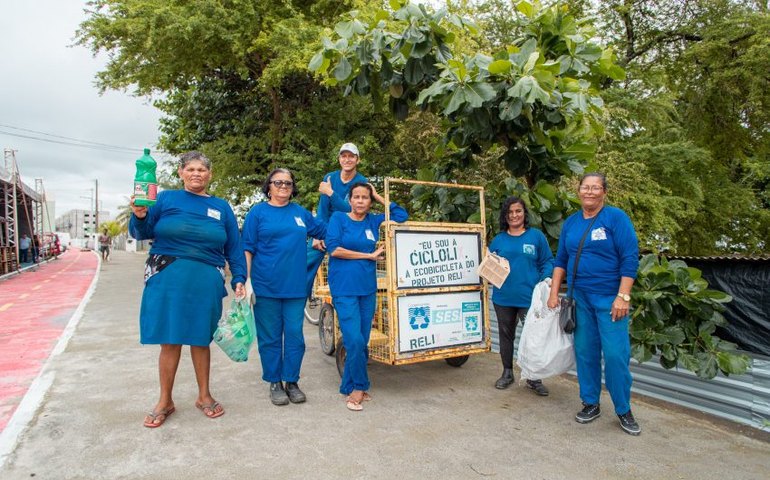 Prefeitura faz parceria com cooperativas de catadores de recicláveis para o São João