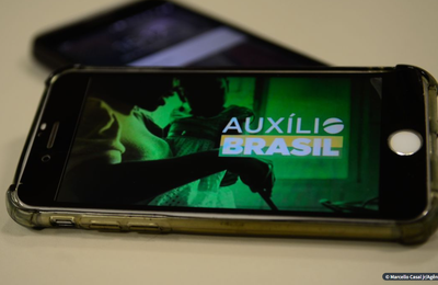 Caixa paga Auxílio Brasil a beneficiários com NIS final 4