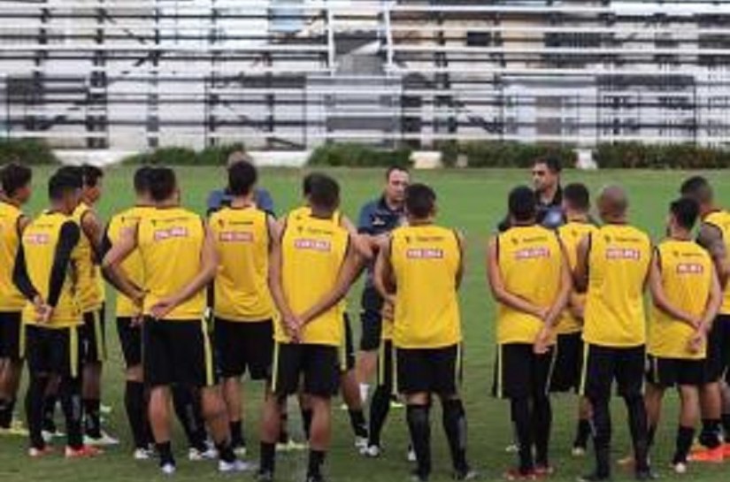 Alvinegros iniciam semana de treinos com trabalhos técnicos e físicos