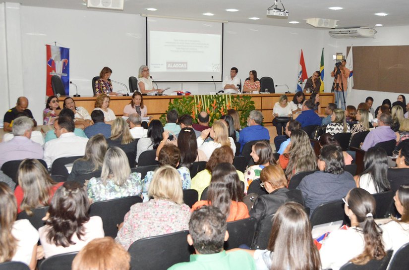 Sesau apresenta ações de saúde aos novos prefeitos e secretários municipais