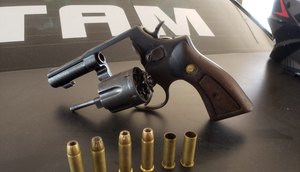 arma utilizada na ação