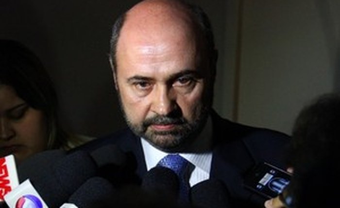 Caso PC Farias: advogado diz que não pode haver denúncia contra Augusto Farias Caso PC Farias: advogado diz que não pode haver denúncia contra Augusto Farias