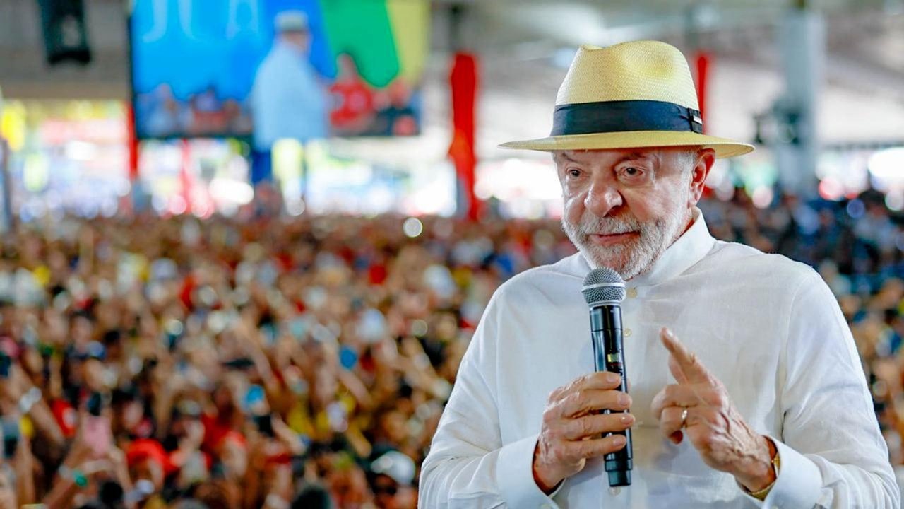 Lula critica revogação de visto da embaixadora brasileira e cobra respeito dos EUA