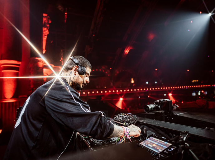 1º Pré-Carnaval Curitiba estreia amanhã (07) com astro Vintage Culture