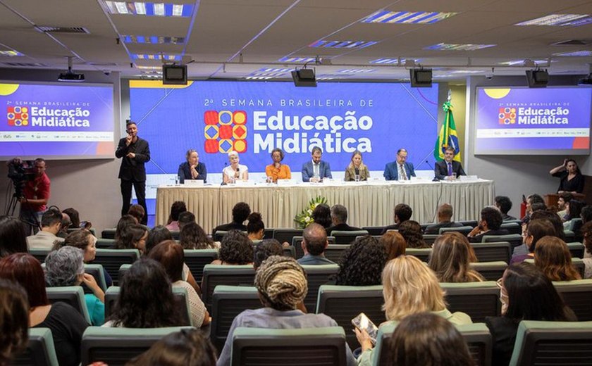 Com educação midiática, estudantes são aliados no combate a fake news