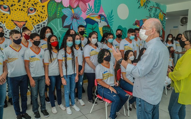 Dia da Educação é comemorado com avanços na Semed Penedo