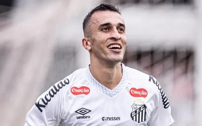 Santos encerra ano melancólico escapando do rebaixamento com bela vitória sobre o Cruzeiro