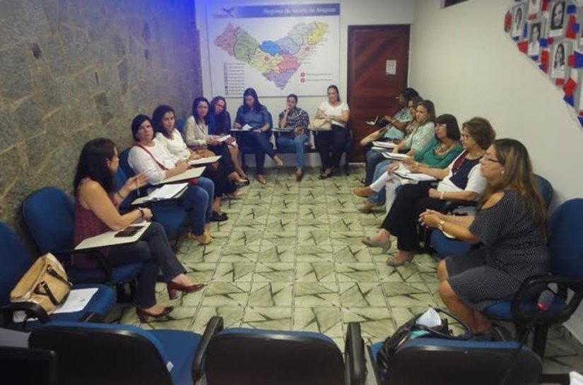 Técnicas discutem dificuldades e avanços da Rede de Atenção à Saúde