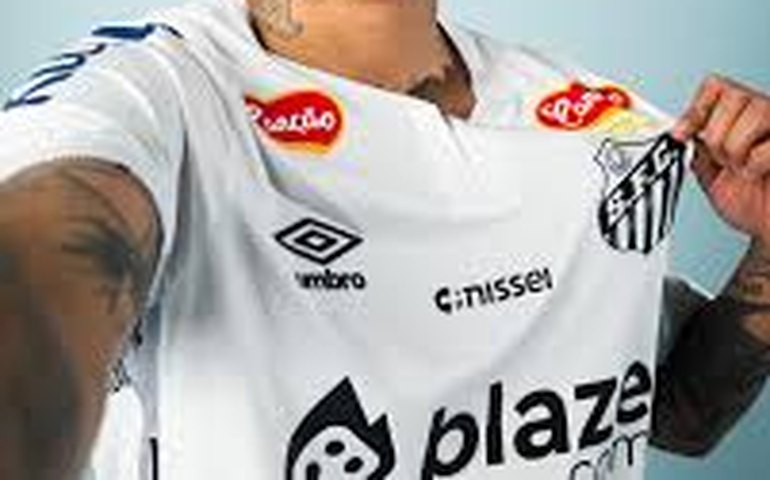 Neymar sofre com faltas, é celebrado a cada toque na bola, mas Santos só empata na Vila