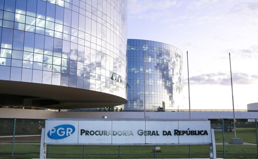 PGR pede arquivamento de investigação sobre senador flagrado com dinheiro na cueca