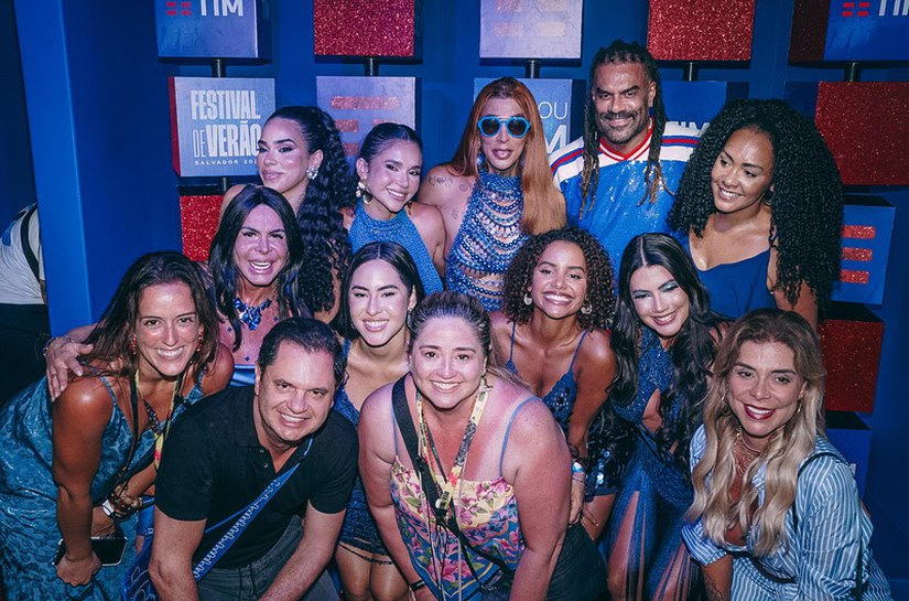 Com ex-BBBs, creators e música , TIM agita primeiro dia de Festival de Verão de Salvador
