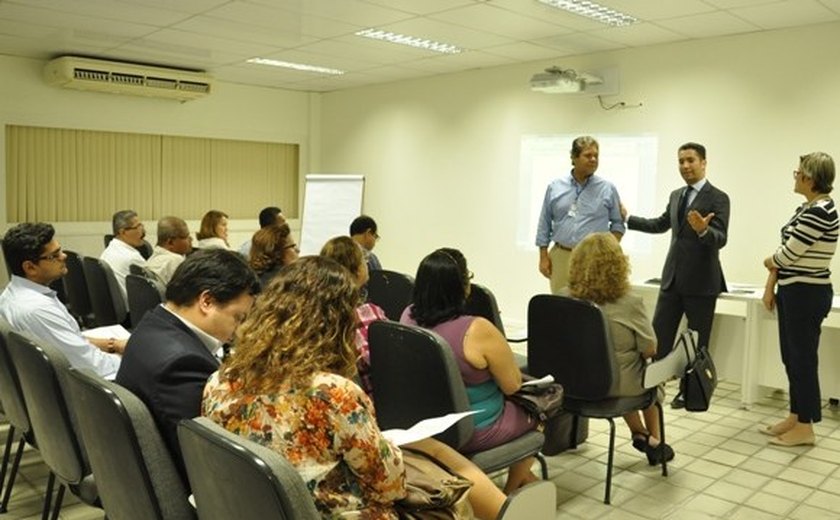 Fórum da Sefaz avança e anuncia estudos para elevação do teto do Simples em Alagoas