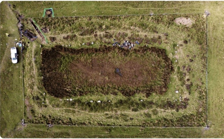 Adolescente enterrada de bruços no Reino Unido pode indicar sacrifício humano de 2 mil anos