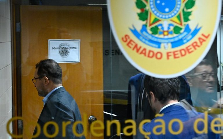 Ex-coordenador do INSS é preso após nove horas de depoimento