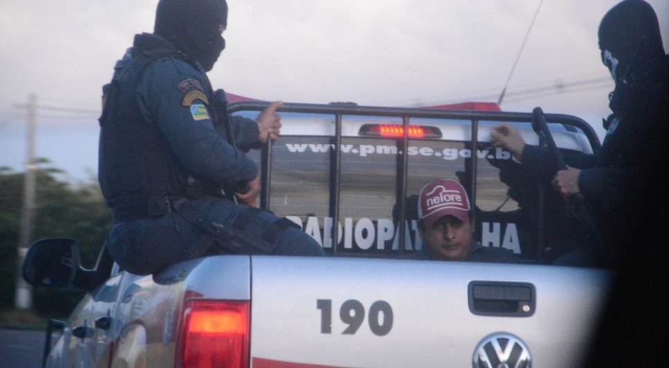 POLICIA 