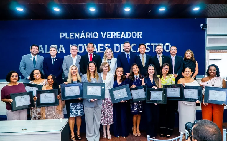Câmara homenageia 13 mulheres por atuação social e contribuições a Maceió