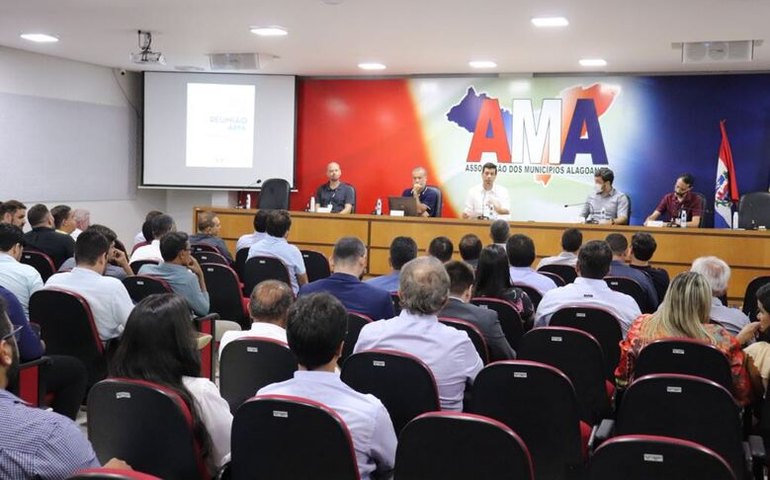 AMA e IBGE discutem possível redução do FPM após divulgação do Censo