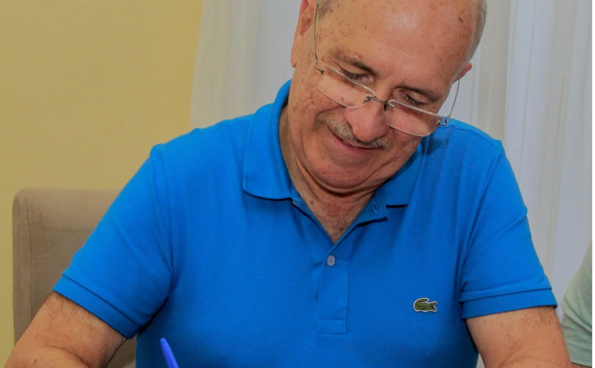 Lei garante aumento salarial para servidores da Educação em Penedo