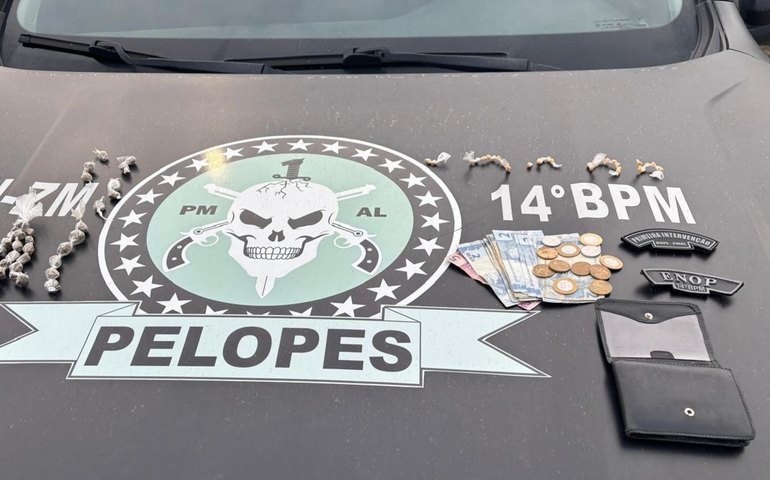 PM-AL apreende drogas em Messias e recupera motocicleta em Maceió