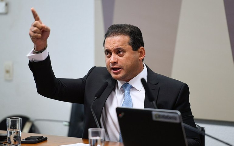 Relator apresenta proposta para atualizar Lei do Impeachment após decisão do STF