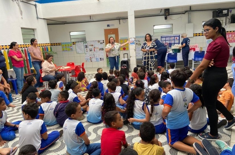 Escolas e CMEIs de Maceió elegem gestores nesta quarta (22)