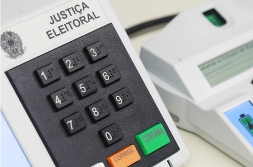 30 anos da urna eletrônica: uma revolução que acabou com as fraudes e modernizou as eleições brasileiras